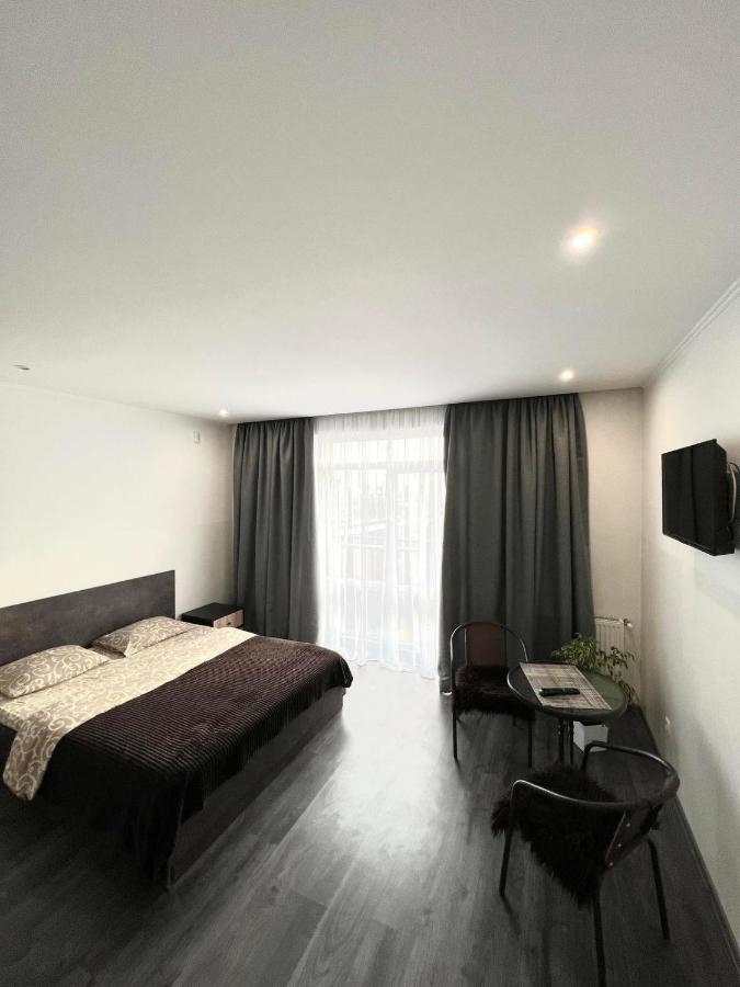 Комфортні Апартаменти 82 อิวาโน-ฟรานกิฟสเก ภายนอก รูปภาพ
